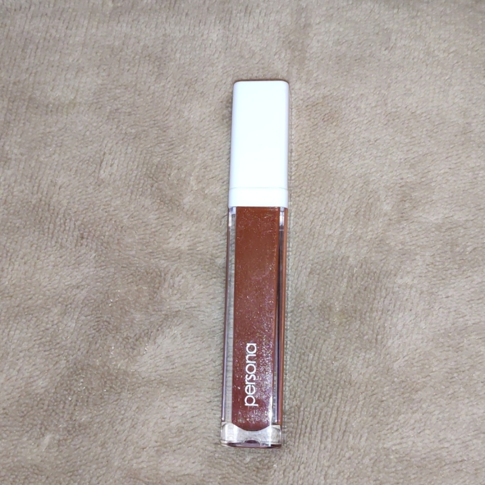 Persona Cosmetics Lipgloss -- Toffee